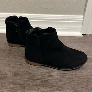 Cat & Jack Black boots